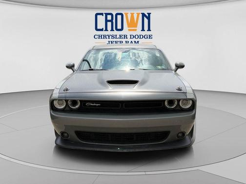 Destroyer Gray Clearcoat 2017 Dodge Challenger R/T 392