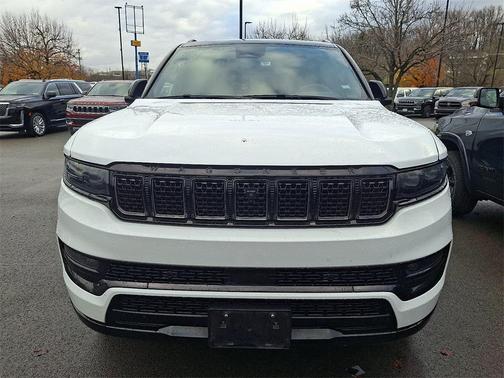 2024 Jeep Grand Wagoneer L Series II 4x4