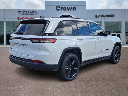 2023 Jeep Grand Cherokee Altitude