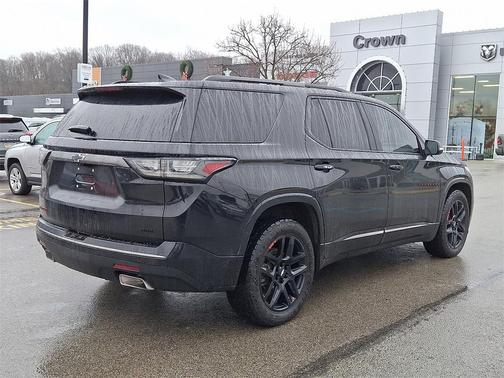 2021 Chevrolet Traverse Premier