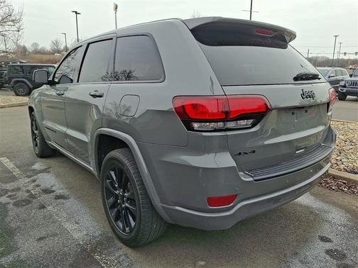 2020 Jeep Grand Cherokee Altitude