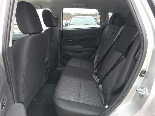 2026 Mitsubishi Outlander Sport 2.0 LE