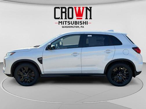 White Diamond 2027 Mitsubishi Outlander Sport 2.0 LE