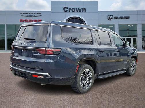 2024 Jeep Wagoneer L Series II 4x4