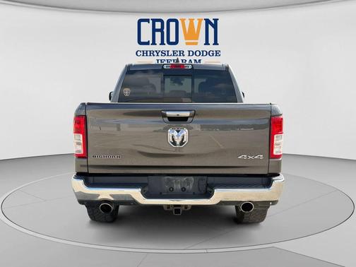 Granite Crystal Metallic Clearcoat 2020 RAM 1500 Big Horn/Lone Star