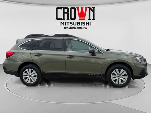 Wilderness Green Metallic 2019 Subaru Outback 2.5i Premium