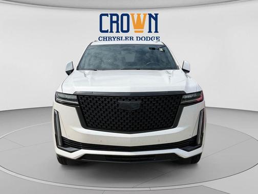 Crystal White Tricoat 2024 Cadillac Escalade Luxury