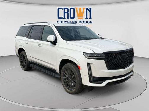 Crystal White Tricoat 2024 Cadillac Escalade Luxury