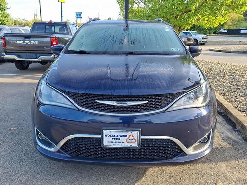 2018 Chrysler Pacifica Touring-L