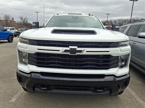 2025 Chevrolet Silverado 2500 Custom