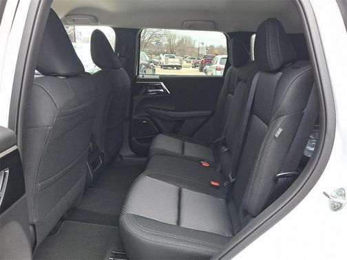 2026 Mitsubishi Outlander ES 1.5T S-AWC