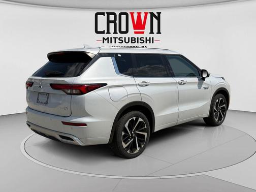White Diamond 2025 Mitsubishi Outlander PHEV SEL