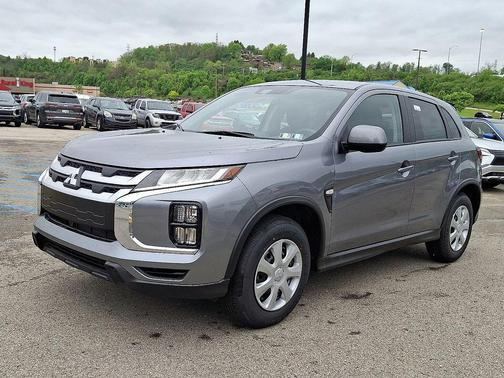Mercury Gray Metallic 2026 Mitsubishi Outlander Sport 2.0 S