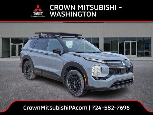 Moonstone Gray Metallic/Black Roof 2026 Mitsubishi Outlander Trail Edition 2.5 S-AWC