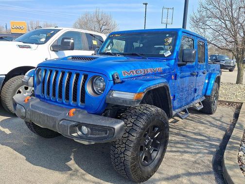 Hydro Blue Pearlcoat 2022 Jeep Gladiator Mojave 4x4