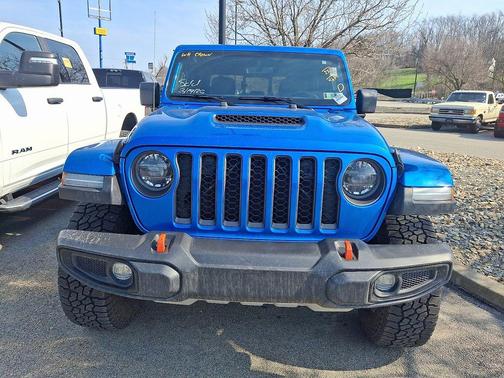Hydro Blue Pearlcoat 2022 Jeep Gladiator Mojave 4x4