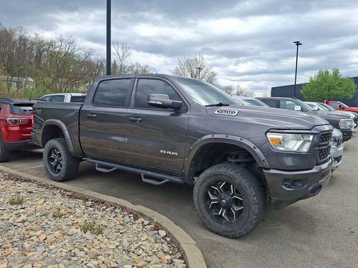 Granite Crystal Metallic Clearcoat 2022 RAM 1500 Big Horn/Lone Star