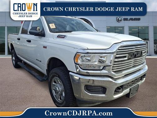 2022 RAM 2500 Tradesman Crew Cab 4x4 6'4' Box