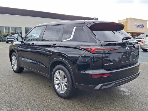 2025 Mitsubishi Outlander ES 2.5 S-AWC