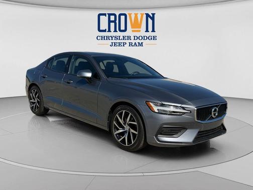 Gray 2020 Volvo S60 T5 Momentum