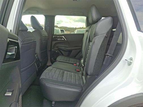 2025 Mitsubishi Outlander SE 2.5 S-AWC