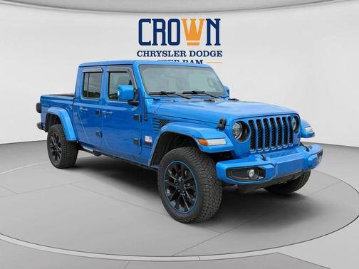 Hydro Blue Pearlcoat 2022 Jeep Gladiator Overland