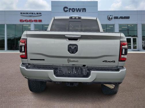 2022 RAM 2500 Big Horn Crew Cab 4x4 6'4' Box