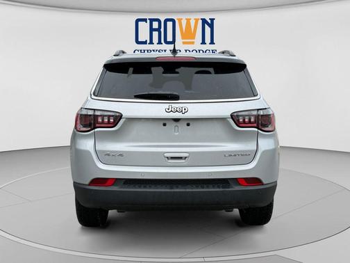 Silver Zynith Metallic Clearcoat 2026 Jeep Compass Limited