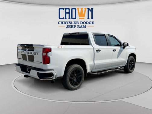 Summit White 2023 Chevrolet Silverado 1500 Custom