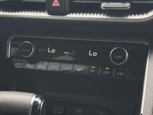 Ebony Black 2022 Kia K5 GT-Line
