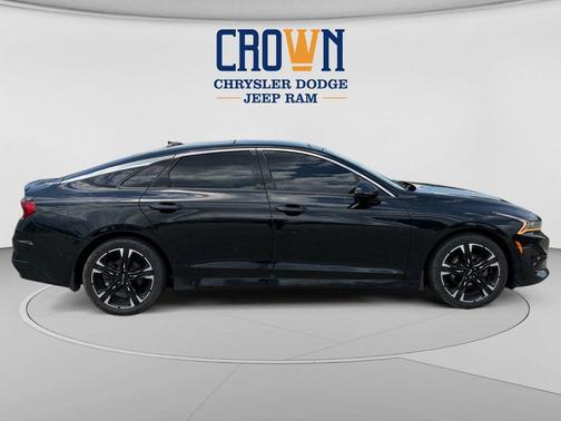 Ebony Black 2022 Kia K5 GT-Line