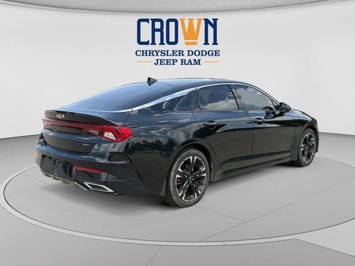 Ebony Black 2022 Kia K5 GT-Line