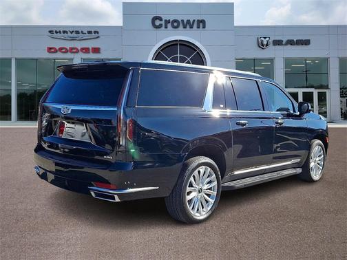 2024 Cadillac Escalade ESV Luxury