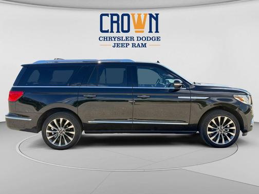 Infinite Black 2020 Lincoln Navigator Reserve