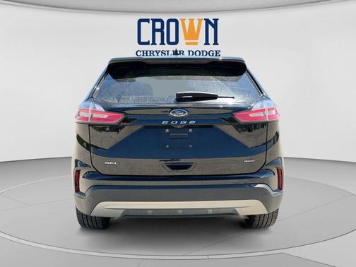 Black Metallic 2023 Ford Edge SEL