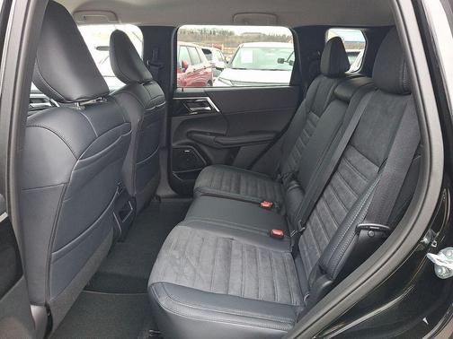 2026 Mitsubishi Outlander SE 1.5T S-AWC