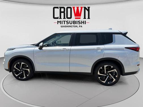 White Diamond 2024 Mitsubishi Outlander SE S-AWC