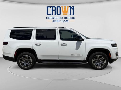 Bright White Clearcoat 2024 Jeep Wagoneer Series II 4x4