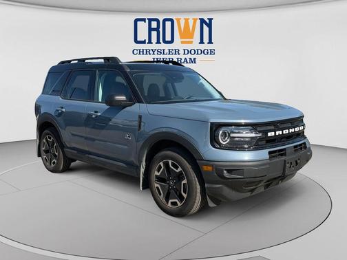 Azure Gray Metallic Tri-Coat 2024 Ford Bronco Sport Outer Banks