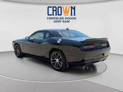 Pitch Black Clearcoat 2017 Dodge Challenger R/T Scat Pack