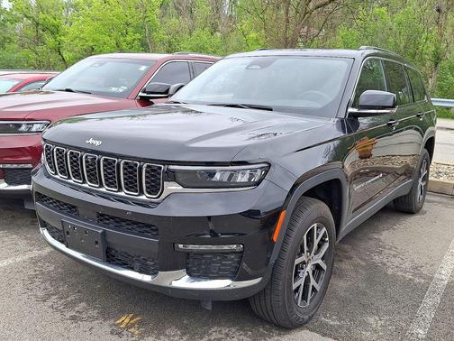 Diamond Black Crystal Pearlcoat 2024 Jeep Grand Cherokee L Limited