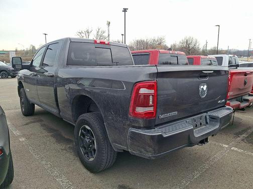 2024 RAM 2500 Laramie Crew Cab 4x4 6'4' Box