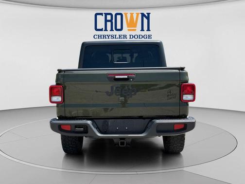 Sarge Green Clearcoat 2023 Jeep Gladiator Willys 4x4