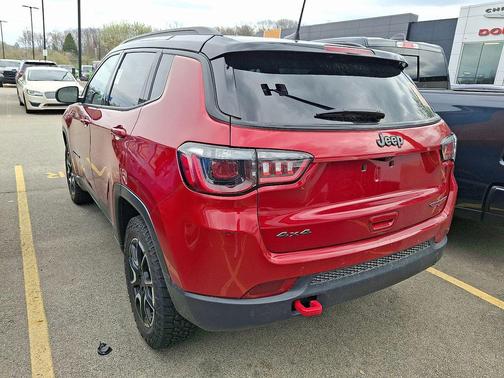 2025 Jeep Compass Trailhawk