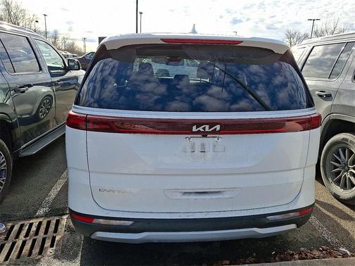 2024 Kia Carnival EX