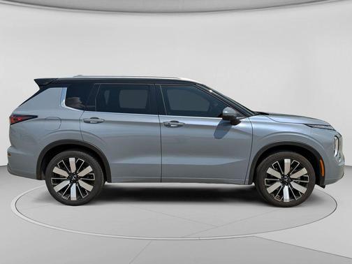 2026 Mitsubishi Outlander