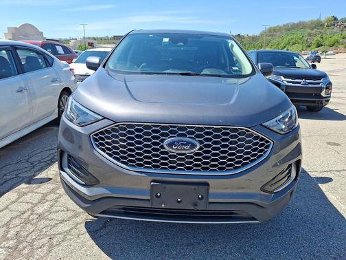 Carbonized Gray Metallic 2024 Ford Edge SEL
