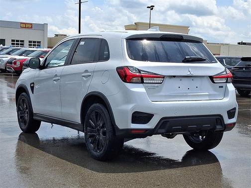 2025 Mitsubishi Outlander Sport 2.0 LE