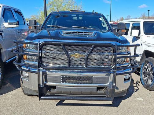 Black 2019 Chevrolet Silverado 2500 LT