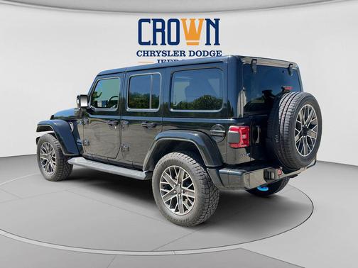 Black Clearcoat 2023 Jeep Wrangler 4xe Sahara High Altitude